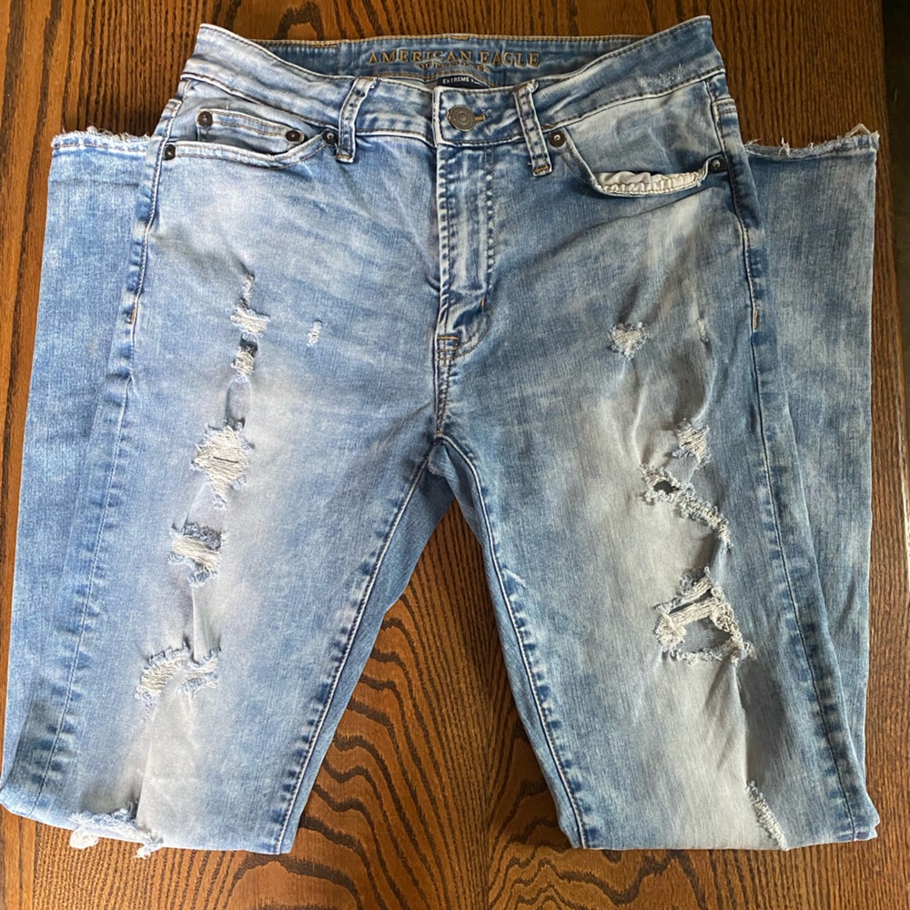 American Eagle Outfitters Light Blue Distressed slim fit - Picture 2 of 6